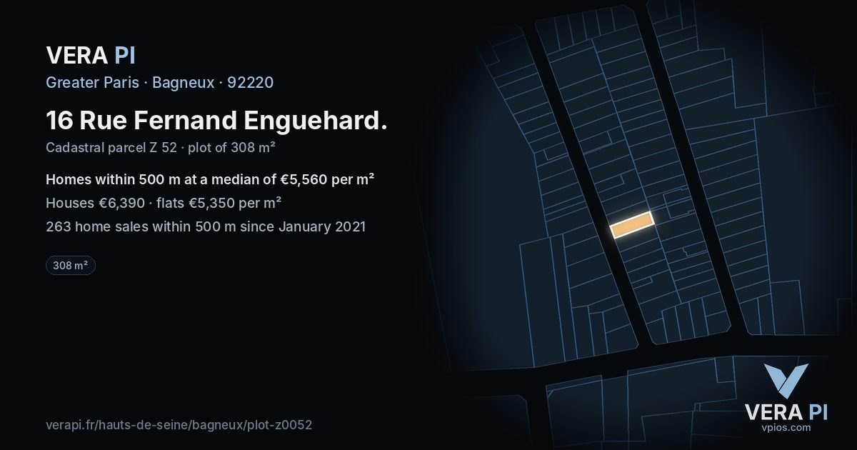 16 Rue Fernand Enguehard, Bagneux at night – the plot lit, the parcels around coloured by the prices near them