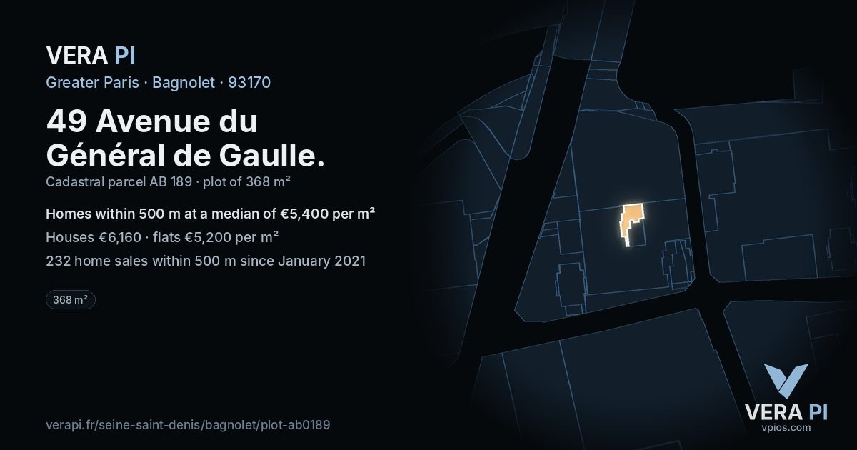 49 Avenue du Général de Gaulle, Bagnolet at night – the plot lit, the parcels around coloured by the prices near them