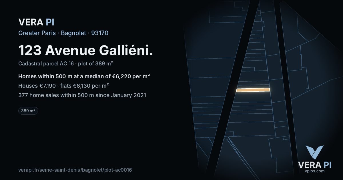 123 Avenue Galliéni, Bagnolet at night – the plot lit, the parcels around coloured by the prices near them