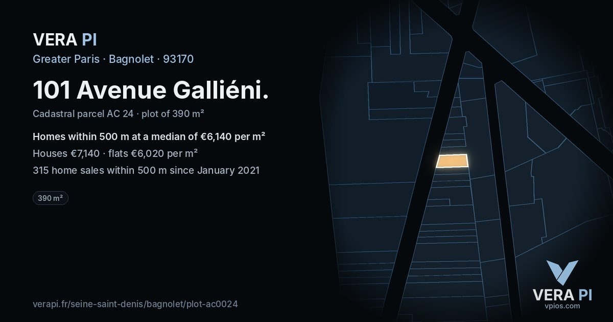 101 Avenue Galliéni, Bagnolet at night – the plot lit, the parcels around coloured by the prices near them