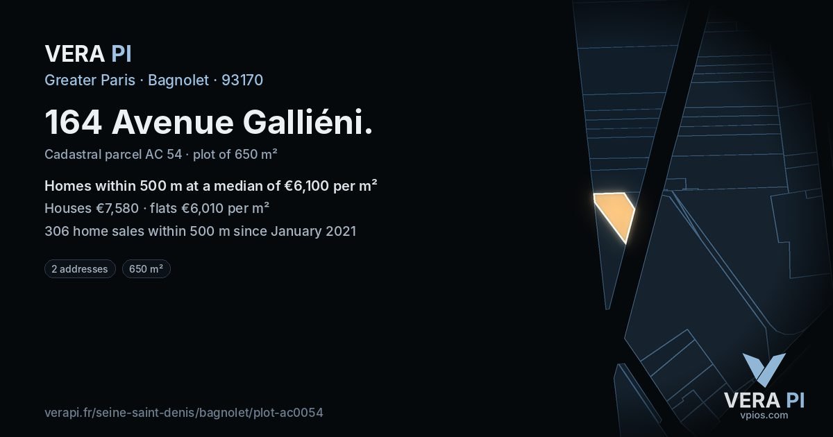 164 Avenue Galliéni, Bagnolet at night – the plot lit, the parcels around coloured by the prices near them