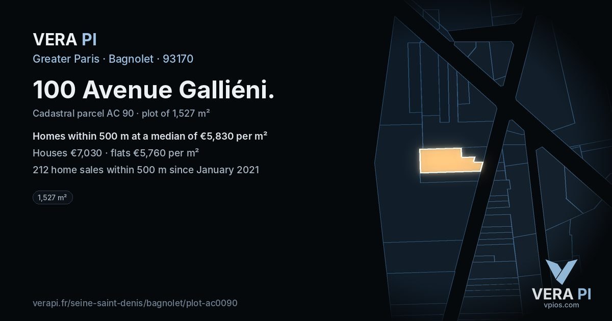 100 Avenue Galliéni, Bagnolet at night – the plot lit, the parcels around coloured by the prices near them