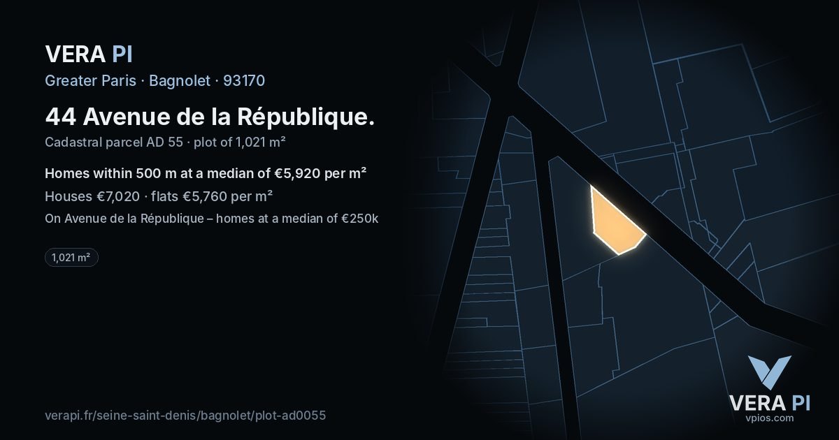 44 Avenue de la République, Bagnolet at night – the plot lit, the parcels around coloured by the prices near them