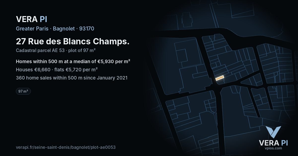 27 Rue des Blancs Champs, Bagnolet at night – the plot lit, the parcels around coloured by the prices near them