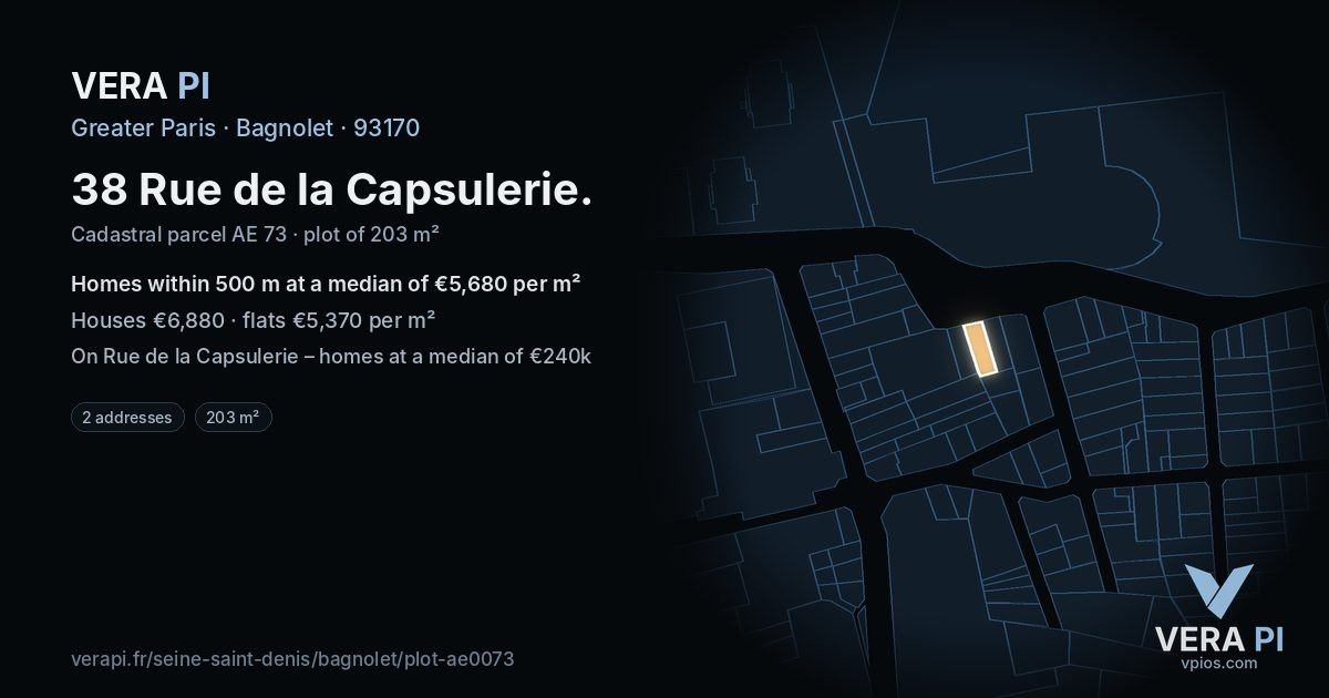 38 Rue de la Capsulerie, Bagnolet at night – the plot lit, the parcels around coloured by the prices near them