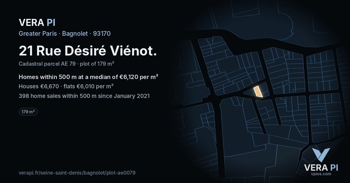 21 Rue Désiré Viénot, Bagnolet at night – the plot lit, the parcels around coloured by the prices near them