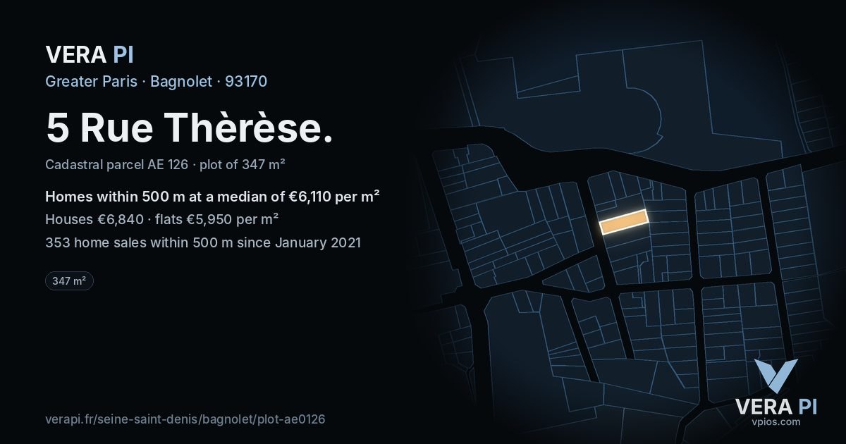 5 Rue Thèrèse, Bagnolet at night – the plot lit, the parcels around coloured by the prices near them