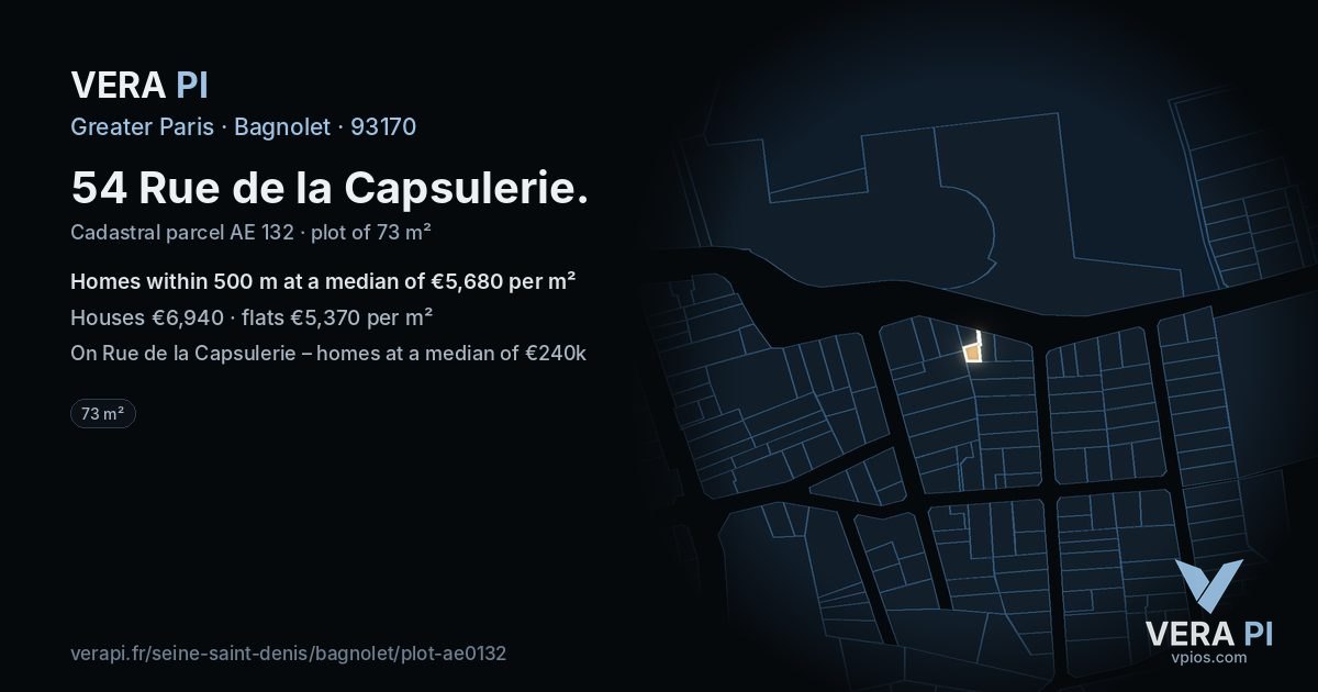 54 Rue de la Capsulerie, Bagnolet at night – the plot lit, the parcels around coloured by the prices near them