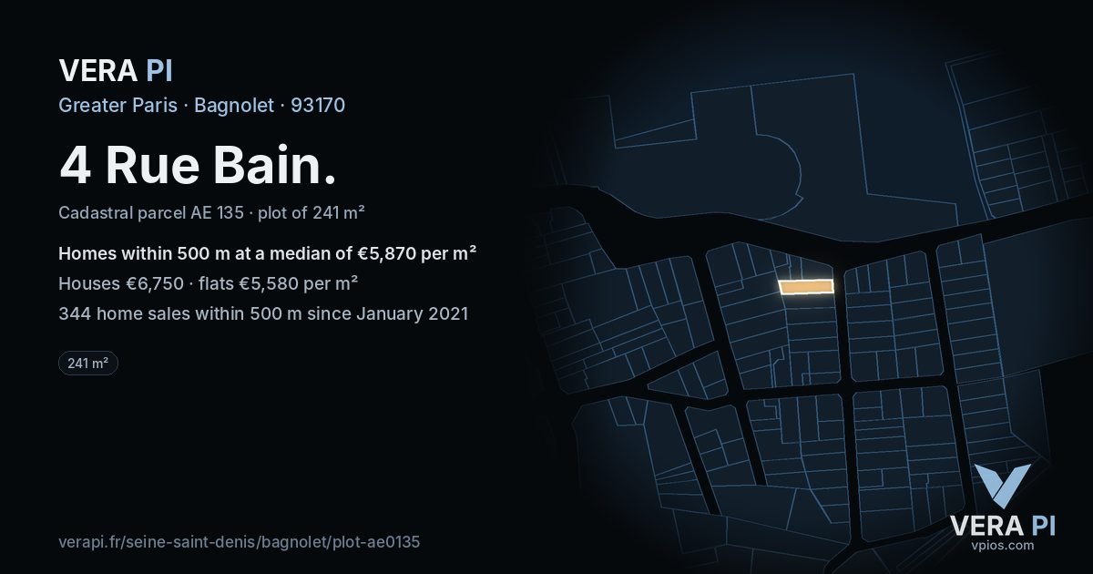 4 Rue Bain, Bagnolet at night – the plot lit, the parcels around coloured by the prices near them