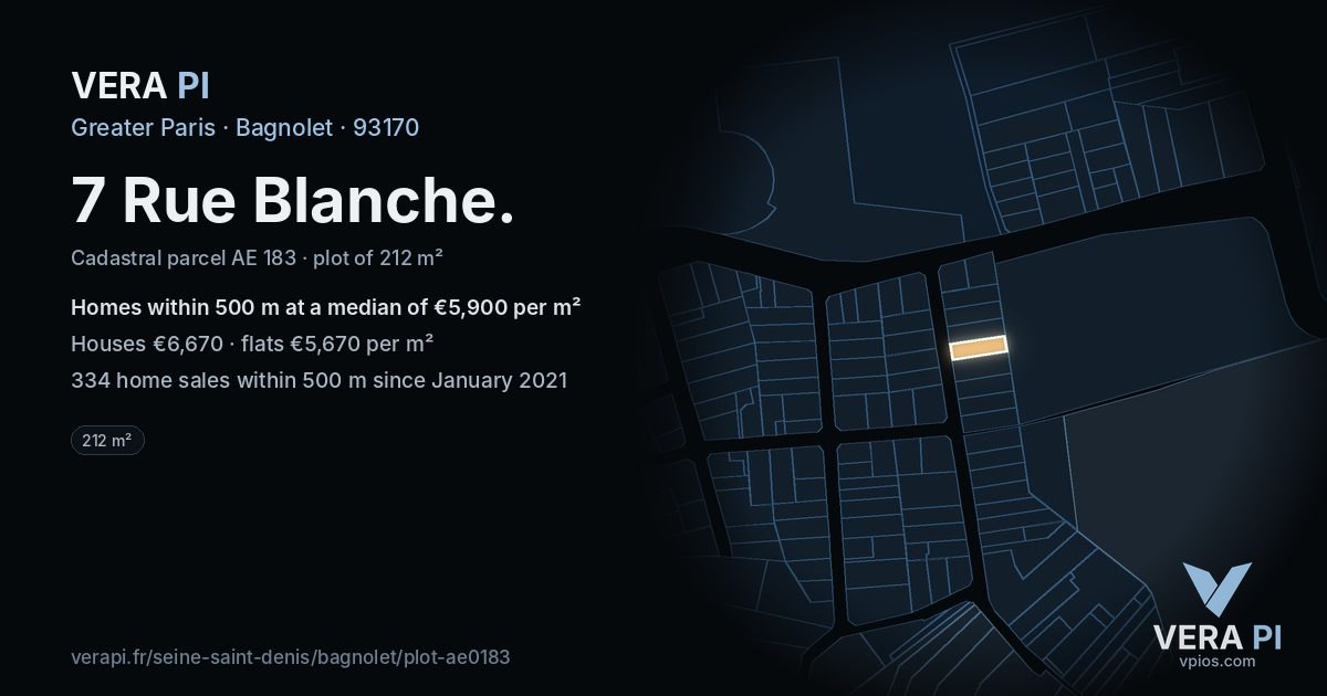 7 Rue Blanche, Bagnolet at night – the plot lit, the parcels around coloured by the prices near them