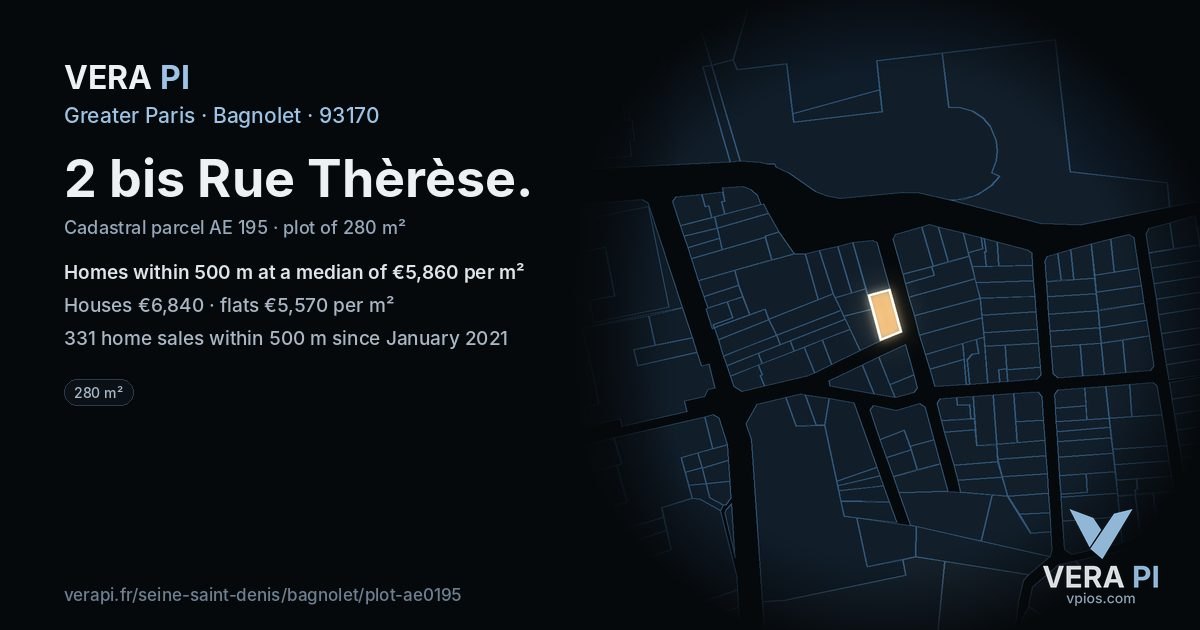 2 bis Rue Thèrèse, Bagnolet at night – the plot lit, the parcels around coloured by the prices near them