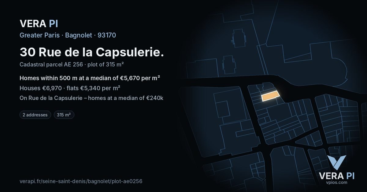 30 Rue de la Capsulerie, Bagnolet at night – the plot lit, the parcels around coloured by the prices near them