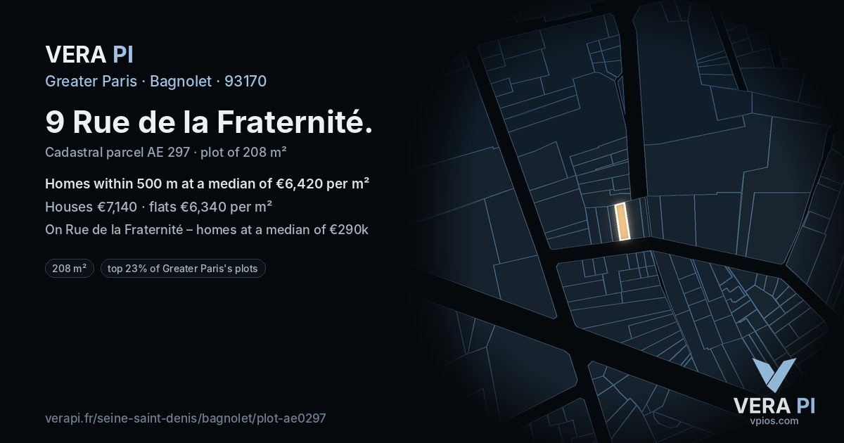 9 Rue de la Fraternité, Bagnolet at night – the plot lit, the parcels around coloured by the prices near them