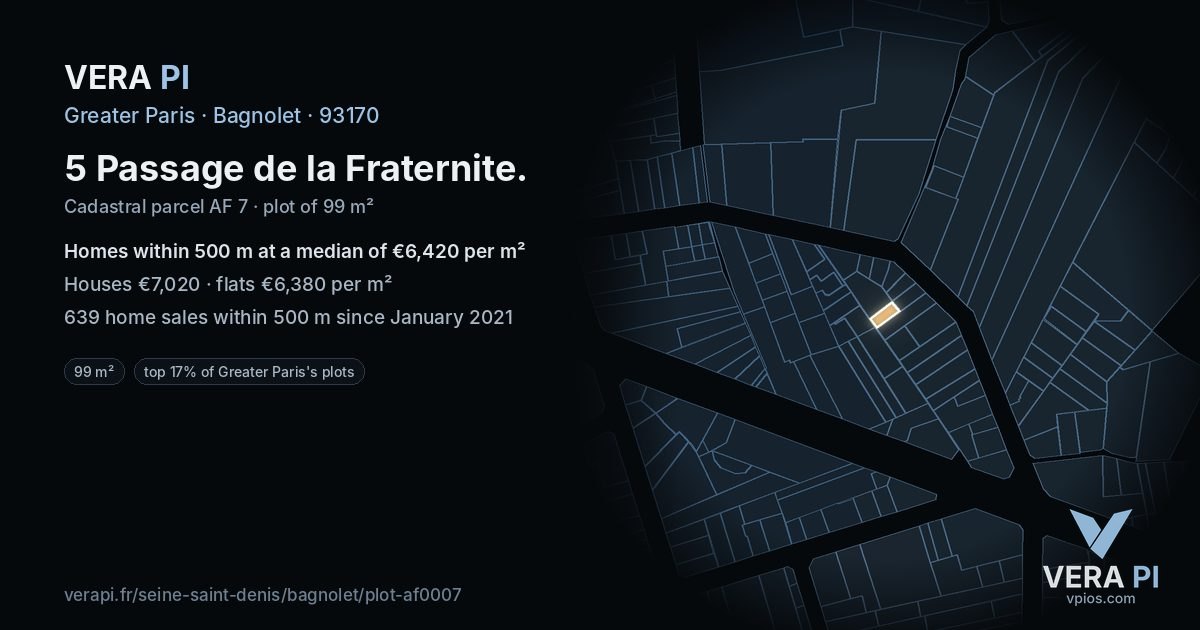 5 Passage de la Fraternite, Bagnolet at night – the plot lit, the parcels around coloured by the prices near them