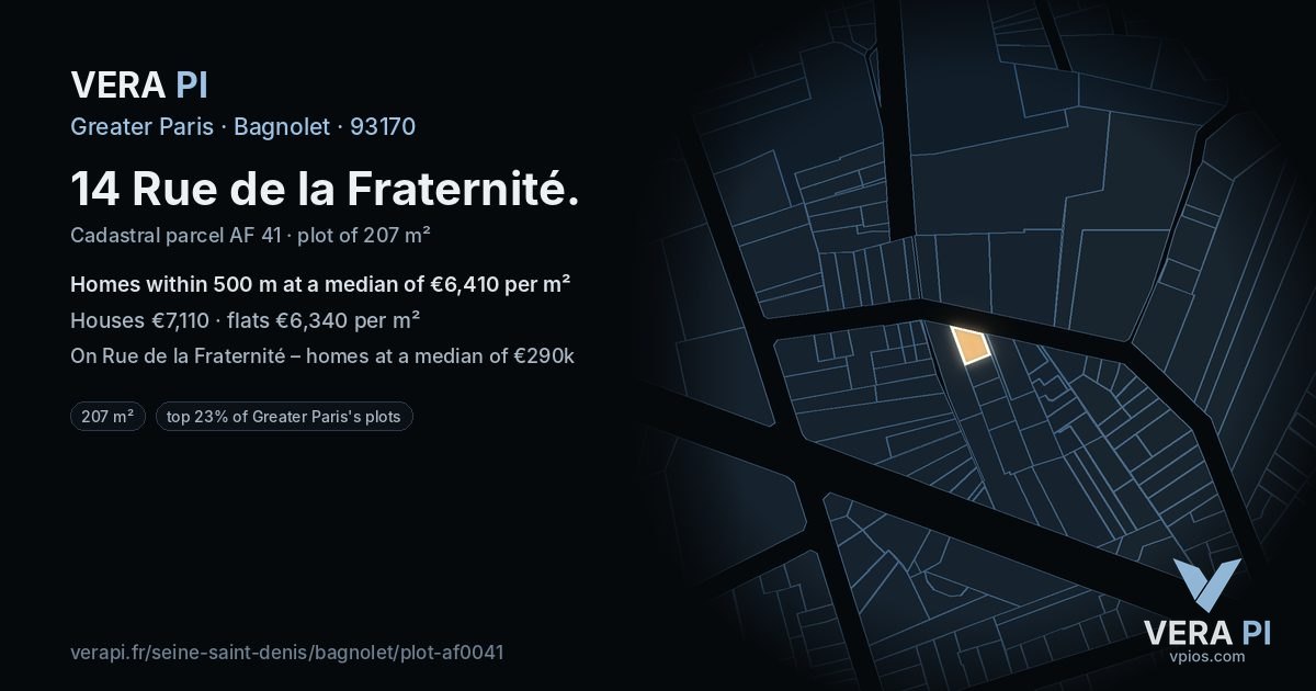 14 Rue de la Fraternité, Bagnolet at night – the plot lit, the parcels around coloured by the prices near them
