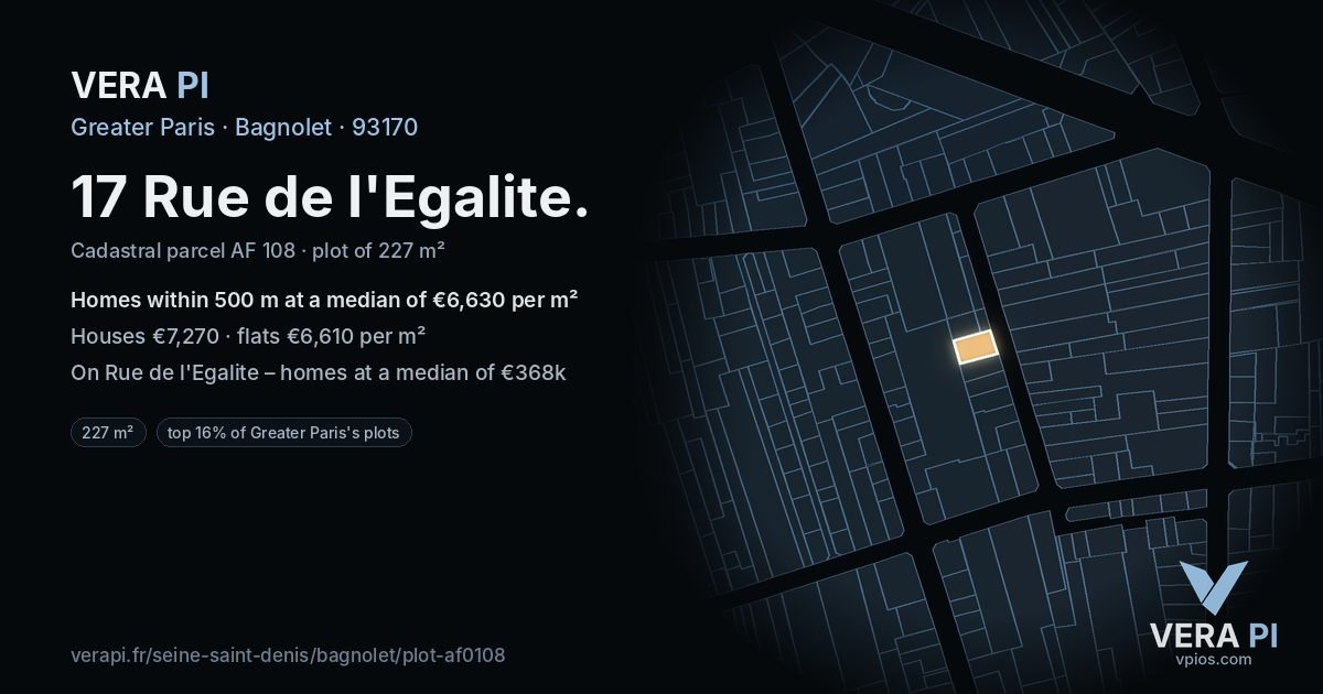17 Rue de l'Egalite, Bagnolet at night – the plot lit, the parcels around coloured by the prices near them