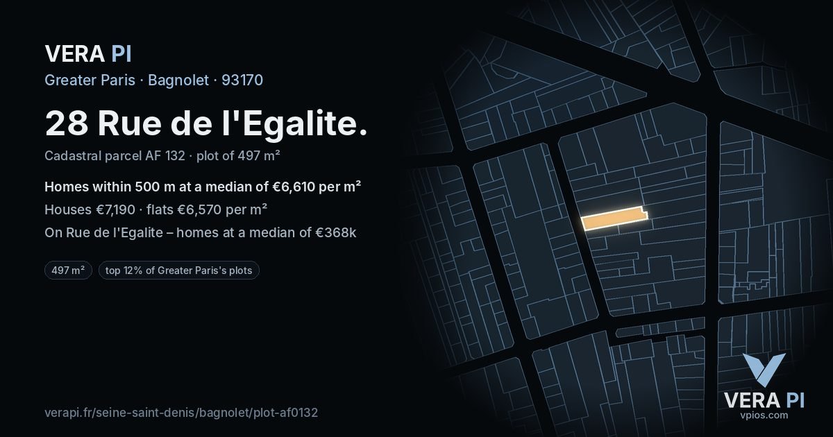 28 Rue de l'Egalite, Bagnolet at night – the plot lit, the parcels around coloured by the prices near them