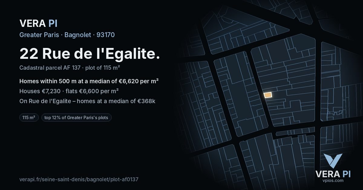 22 Rue de l'Egalite, Bagnolet at night – the plot lit, the parcels around coloured by the prices near them