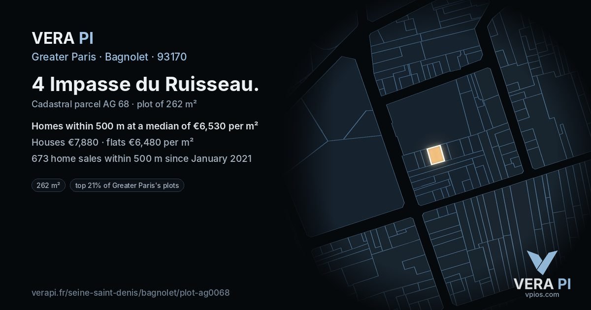 4 Impasse du Ruisseau, Bagnolet at night – the plot lit, the parcels around coloured by the prices near them