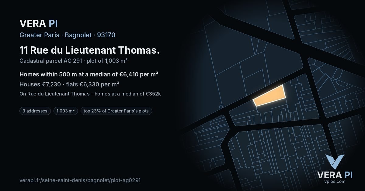 11 Rue du Lieutenant Thomas, Bagnolet at night – the plot lit, the parcels around coloured by the prices near them