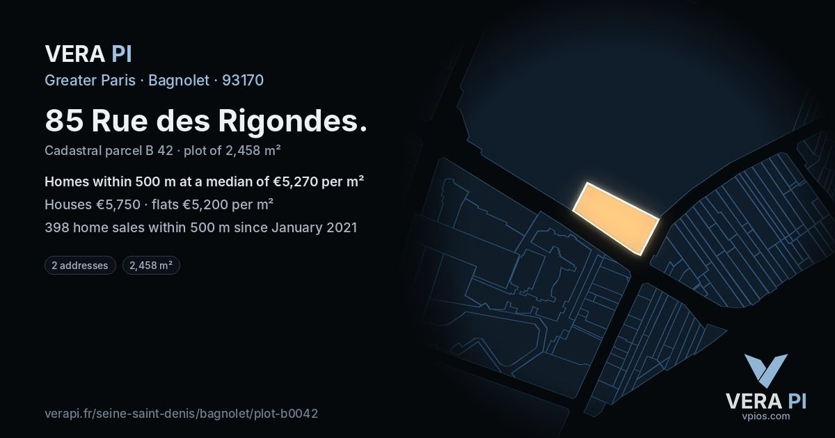 85 Rue des Rigondes, Bagnolet at night – the plot lit, the parcels around coloured by the prices near them