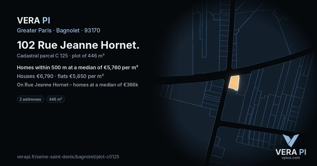102 Rue Jeanne Hornet, Bagnolet at night – the plot lit, the parcels around coloured by the prices near them
