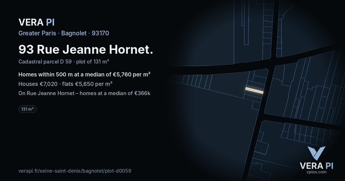 93 Rue Jeanne Hornet, Bagnolet at night – the plot lit, the parcels around coloured by the prices near them