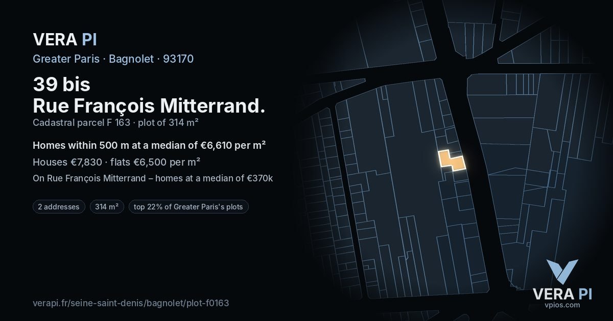 39 bis Rue François Mitterrand, Bagnolet at night – the plot lit, the parcels around coloured by the prices near them