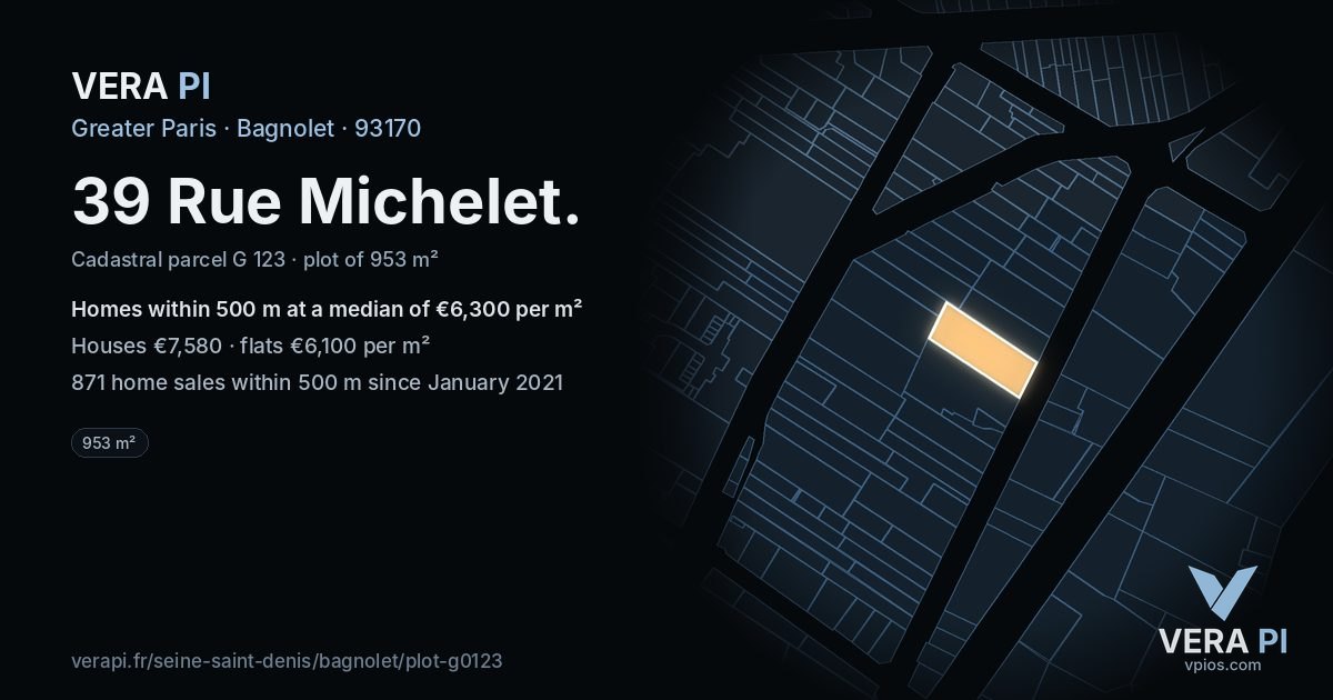 39 Rue Michelet, Bagnolet at night – the plot lit, the parcels around coloured by the prices near them