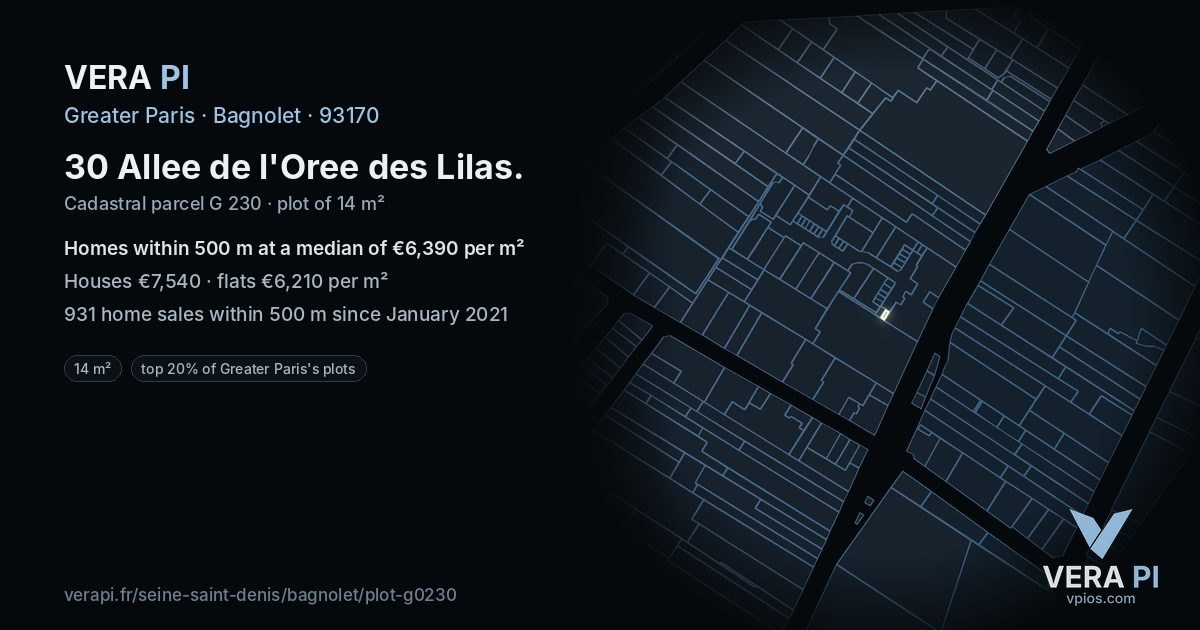 30 Allee de l'Oree des Lilas, Bagnolet at night – the plot lit, the parcels around coloured by the prices near them