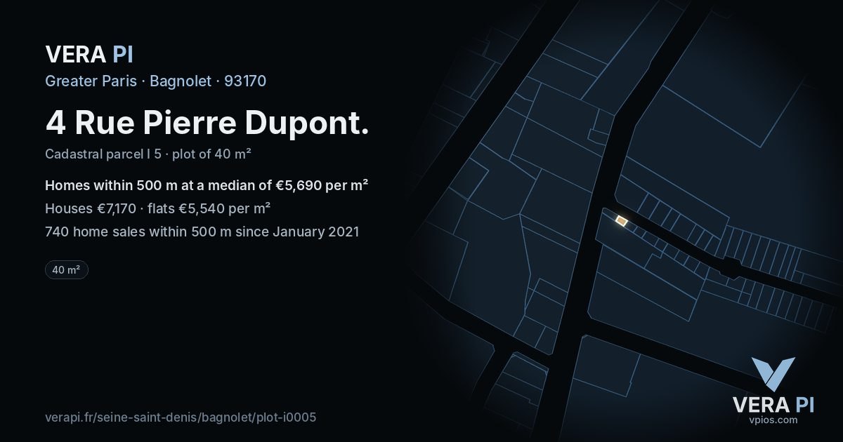 4 Rue Pierre Dupont, Bagnolet at night – the plot lit, the parcels around coloured by the prices near them