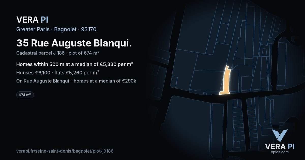 35 Rue Auguste Blanqui, Bagnolet at night – the plot lit, the parcels around coloured by the prices near them