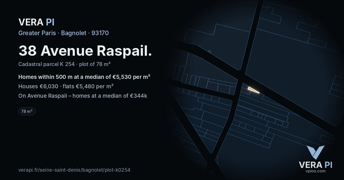 38 Avenue Raspail, Bagnolet at night – the plot lit, the parcels around coloured by the prices near them