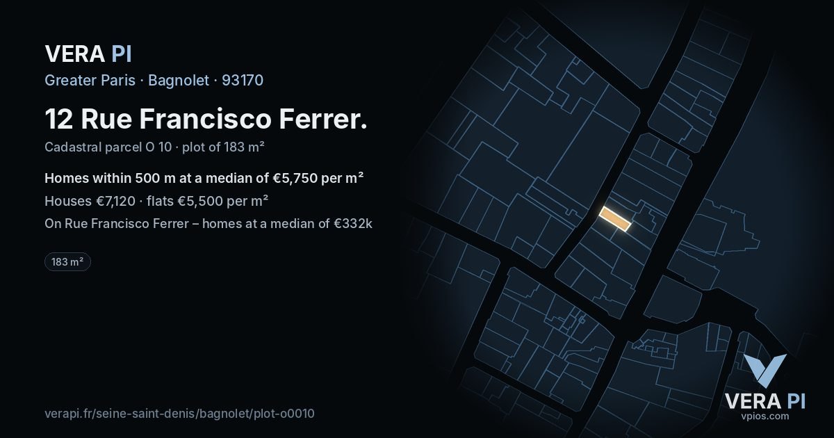 12 Rue Francisco Ferrer, Bagnolet at night – the plot lit, the parcels around coloured by the prices near them