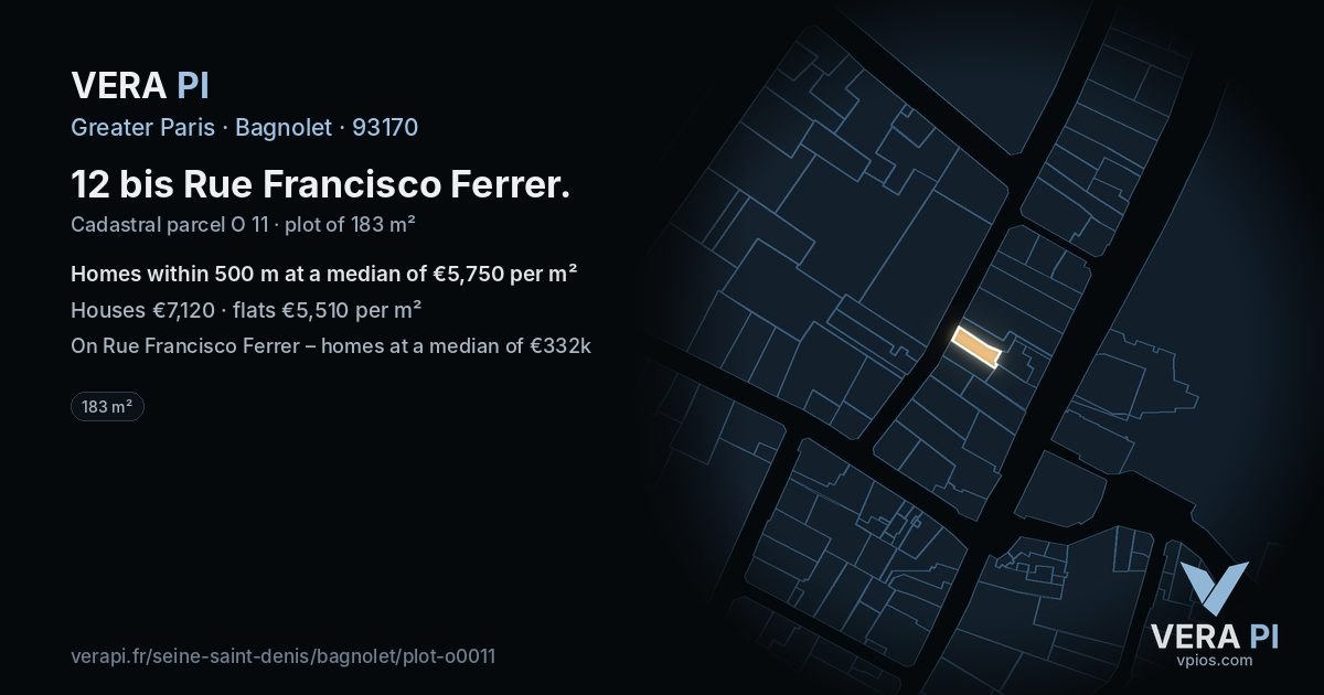 12 bis Rue Francisco Ferrer, Bagnolet at night – the plot lit, the parcels around coloured by the prices near them