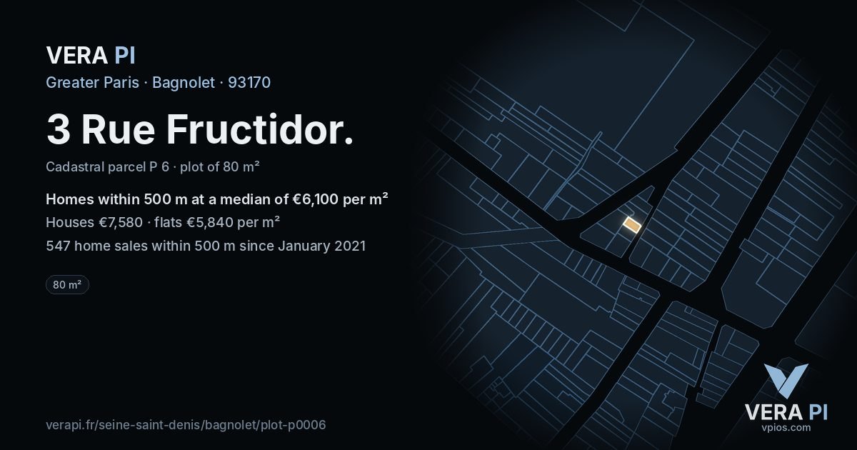 3 Rue Fructidor, Bagnolet at night – the plot lit, the parcels around coloured by the prices near them