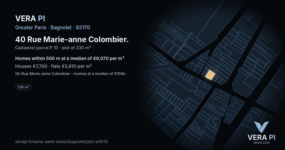 40 Rue Marie-anne Colombier, Bagnolet at night – the plot lit, the parcels around coloured by the prices near them