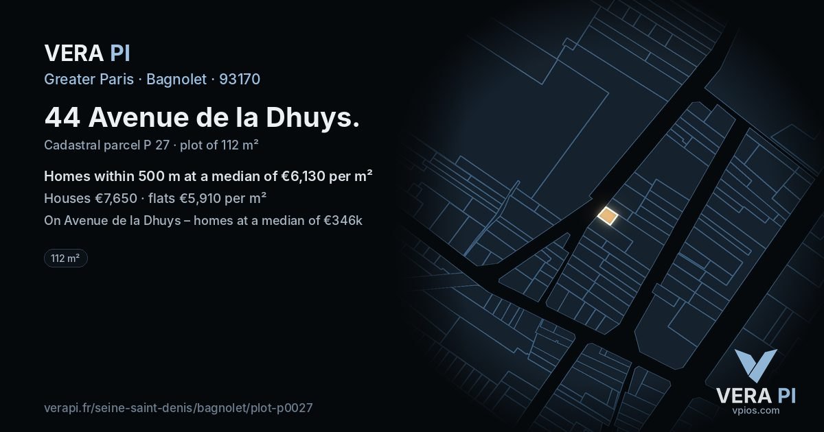 44 Avenue de la Dhuys, Bagnolet at night – the plot lit, the parcels around coloured by the prices near them