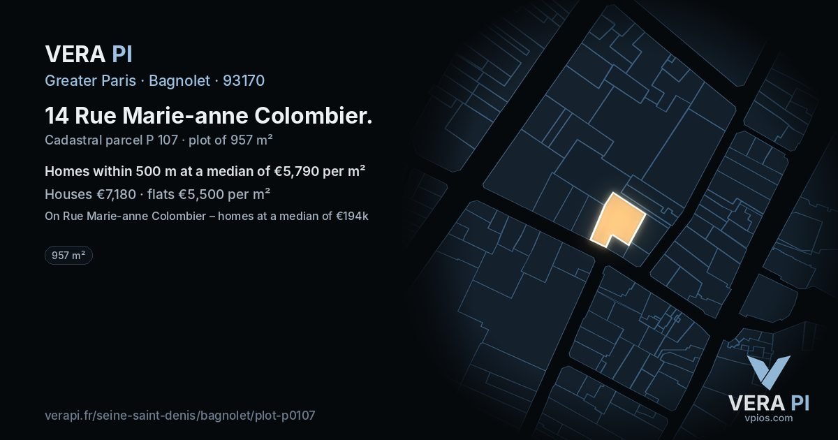 14 Rue Marie-anne Colombier, Bagnolet at night – the plot lit, the parcels around coloured by the prices near them