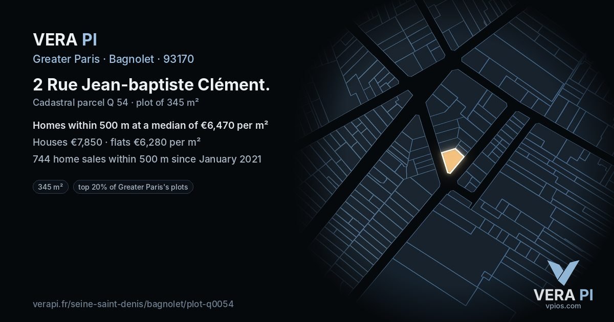 2 Rue Jean-baptiste Clément, Bagnolet at night – the plot lit, the parcels around coloured by the prices near them