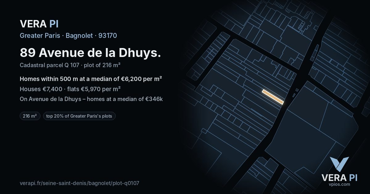 89 Avenue de la Dhuys, Bagnolet at night – the plot lit, the parcels around coloured by the prices near them