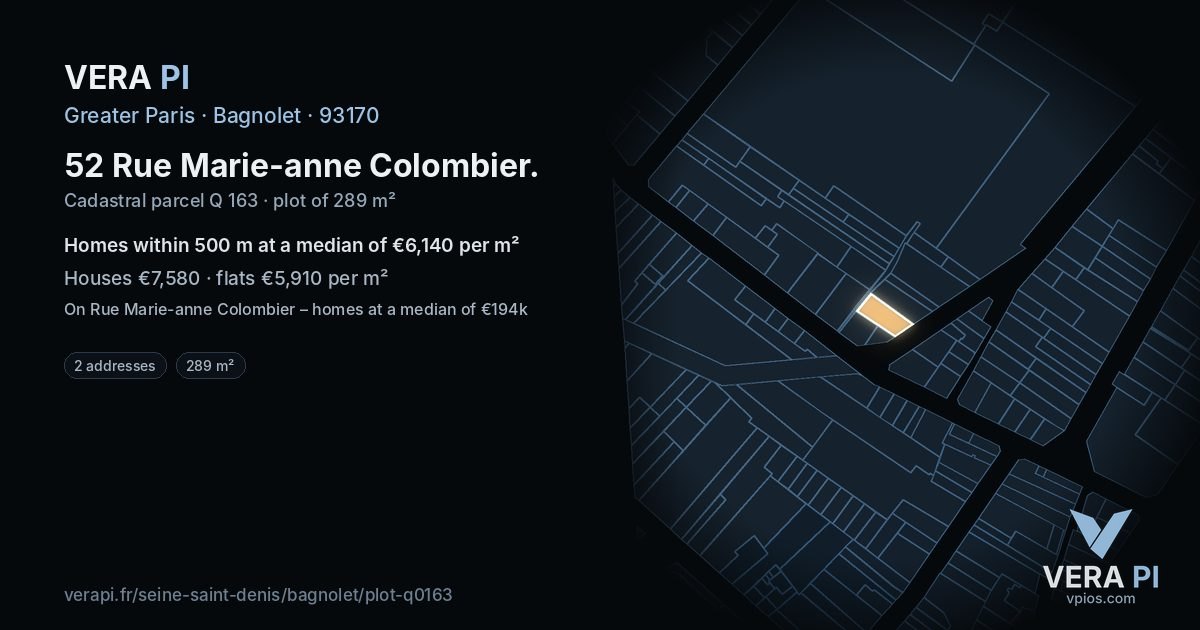 52 Rue Marie-anne Colombier, Bagnolet at night – the plot lit, the parcels around coloured by the prices near them