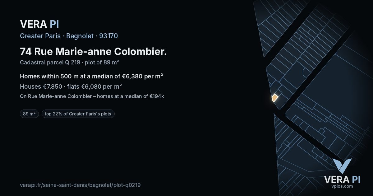 74 Rue Marie-anne Colombier, Bagnolet at night – the plot lit, the parcels around coloured by the prices near them