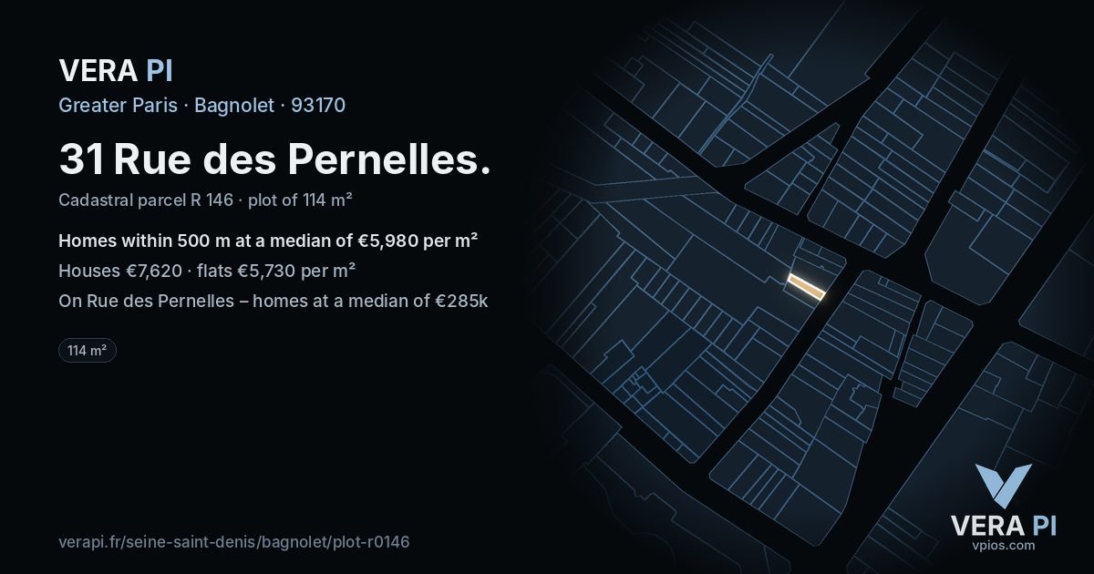 31 Rue des Pernelles, Bagnolet at night – the plot lit, the parcels around coloured by the prices near them