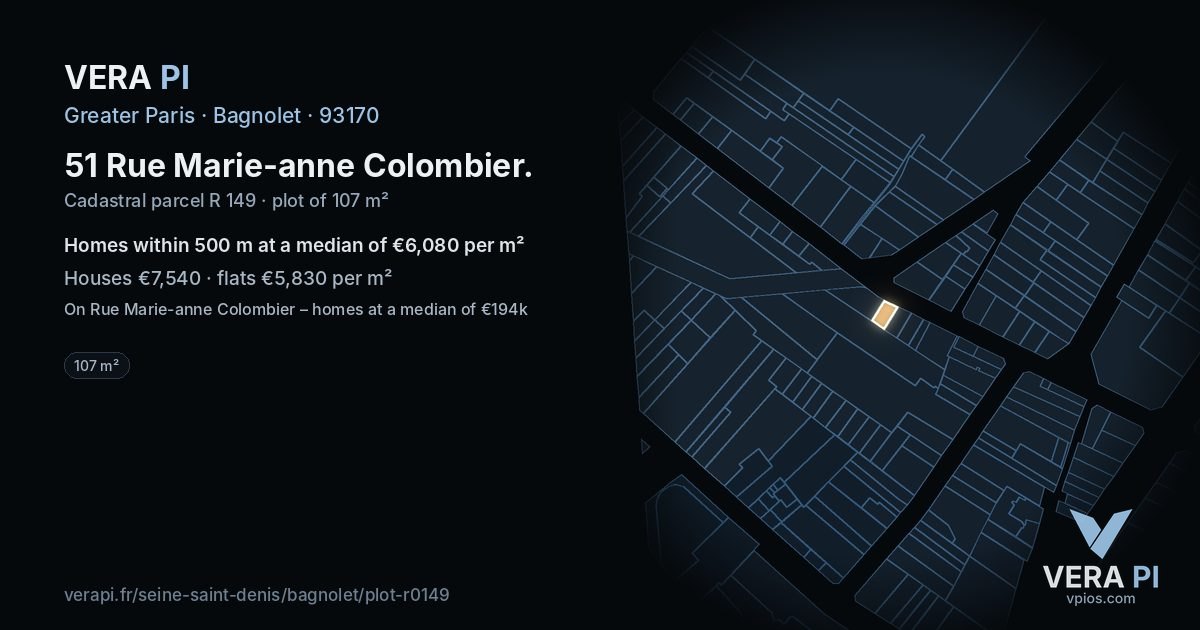 51 Rue Marie-anne Colombier, Bagnolet at night – the plot lit, the parcels around coloured by the prices near them