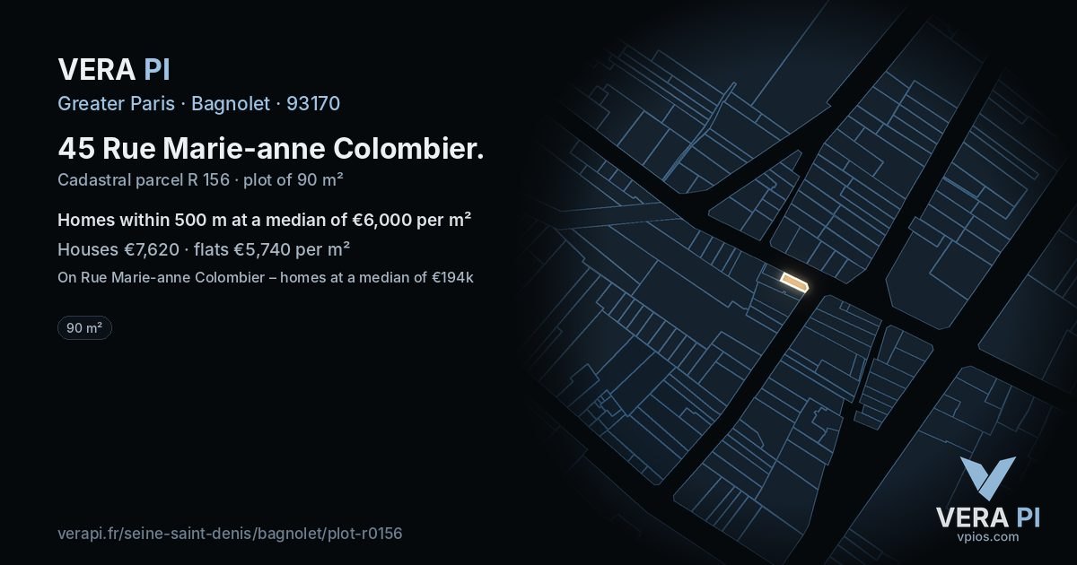 45 Rue Marie-anne Colombier, Bagnolet at night – the plot lit, the parcels around coloured by the prices near them