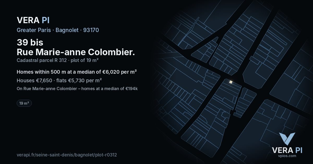39 bis Rue Marie-anne Colombier, Bagnolet at night – the plot lit, the parcels around coloured by the prices near them