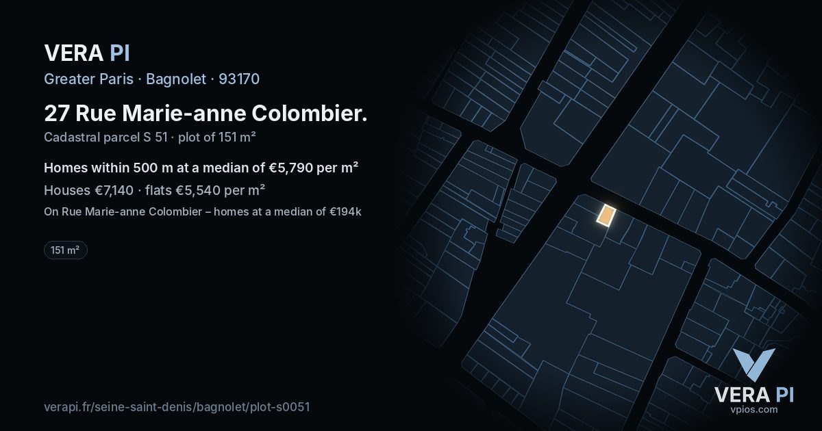27 Rue Marie-anne Colombier, Bagnolet at night – the plot lit, the parcels around coloured by the prices near them