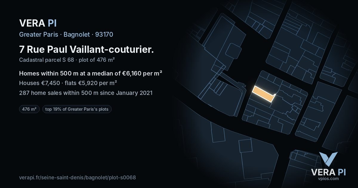7 Rue Paul Vaillant-couturier, Bagnolet at night – the plot lit, the parcels around coloured by the prices near them