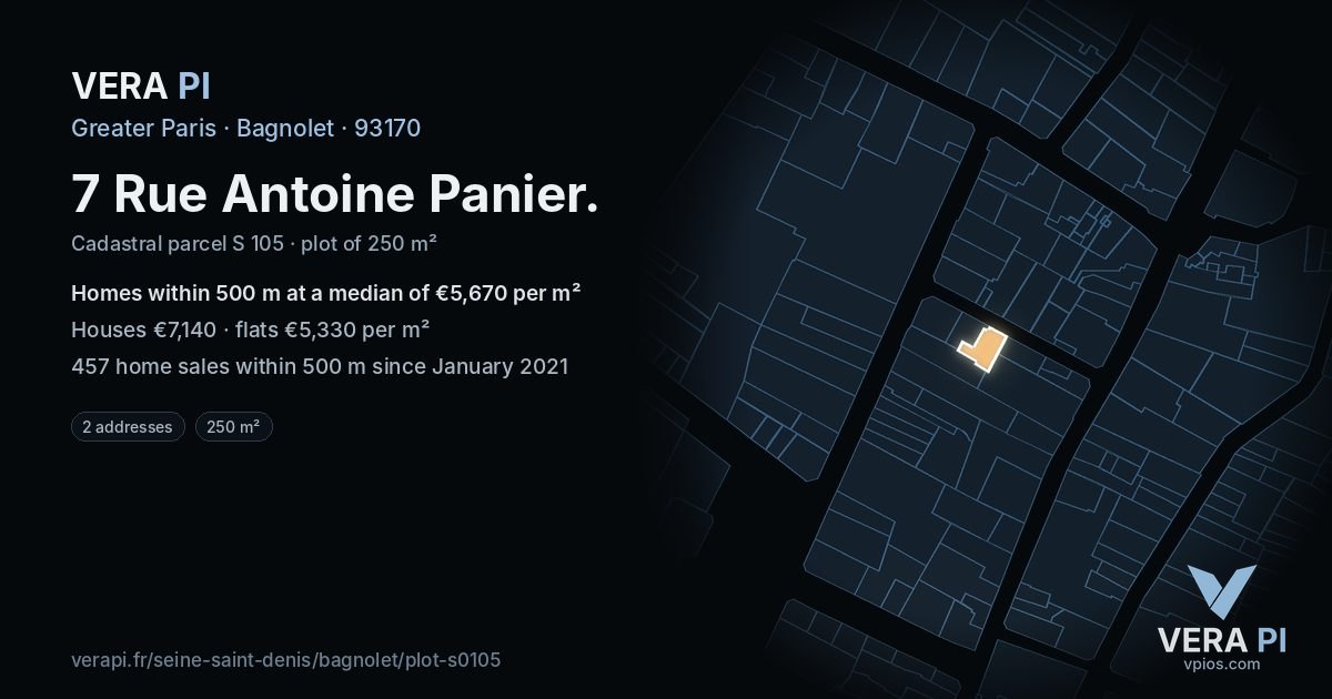 7 Rue Antoine Panier, Bagnolet at night – the plot lit, the parcels around coloured by the prices near them